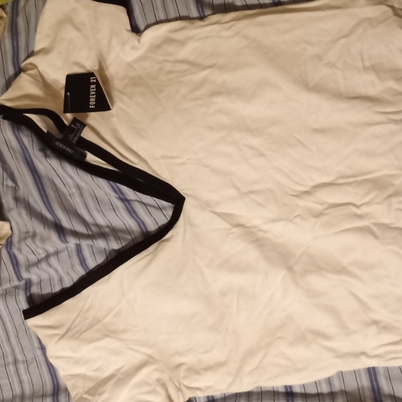 Double v neck shirt - Picture 1 of 3